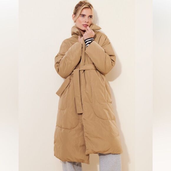 Elliatt Jackets & Blazers - Anthropologie Ariana Puffer Jacket